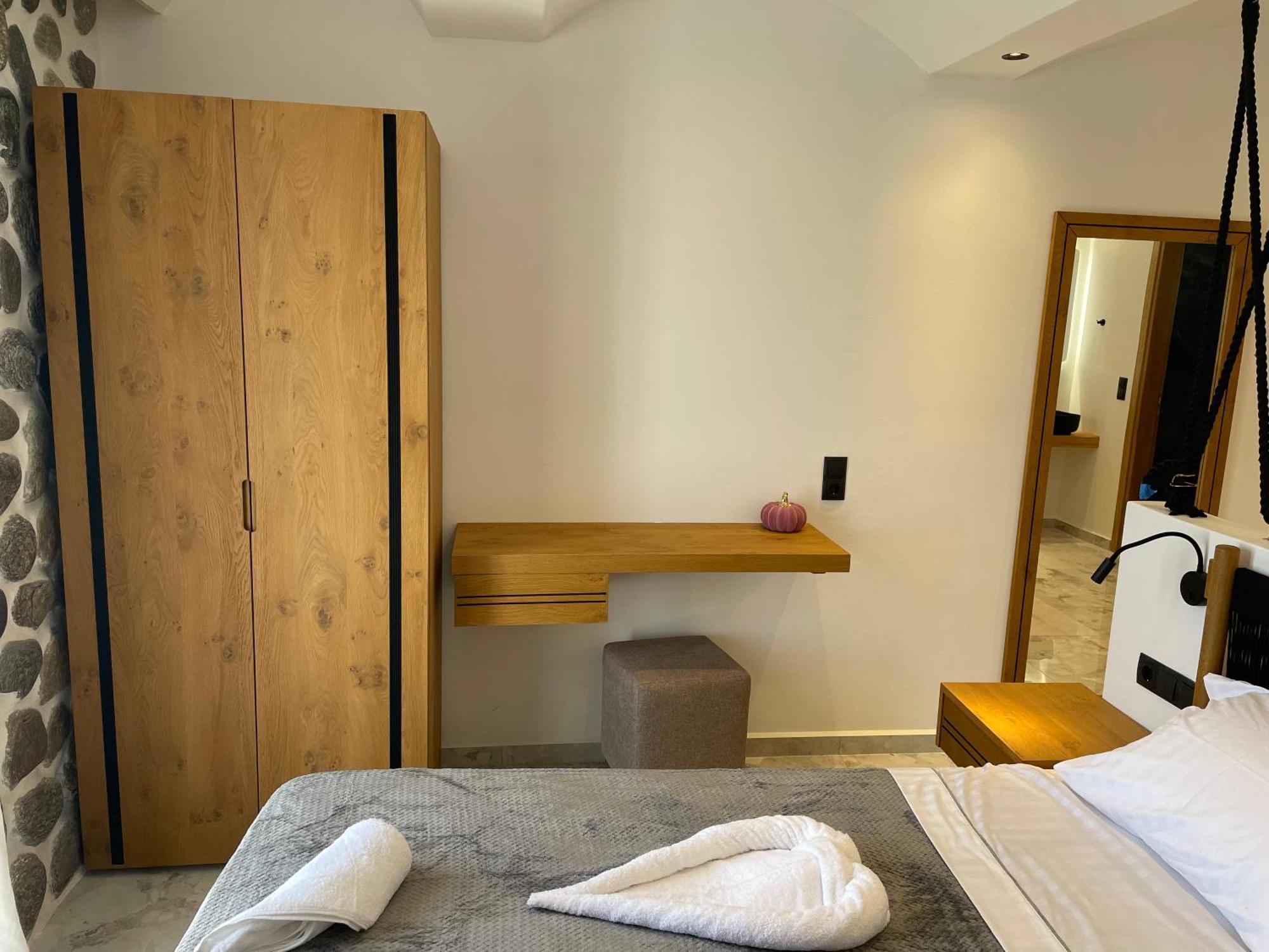 Latramys Suites Mikrí Vígla Kültér fotó