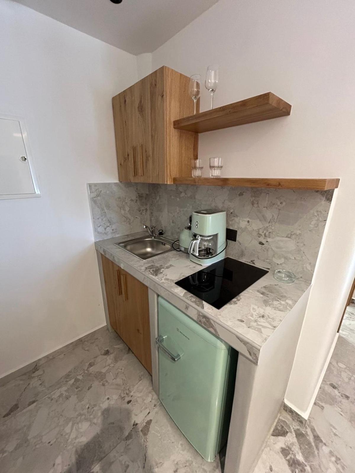 Latramys Suites Mikrí Vígla Kültér fotó